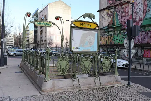Photo 4: Exterior · Lisbon - entrance to Picoas station of metro Yellow Line (Linha Amarela)