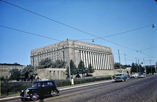 Photo 4: Exterior · Mannerheimintie 30