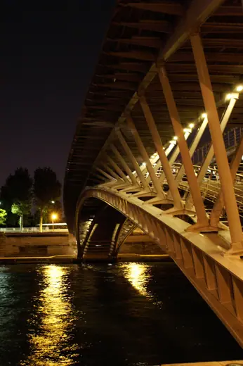 Photo 3: Context