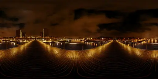 Photo 5: Context · Passerelle Simone de Beauvoir, Paris