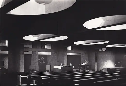 Photo 2: Exterior · Pastoor van Arskerk, Aaltje Noorderwierstraat 6, Den Haag, (arch