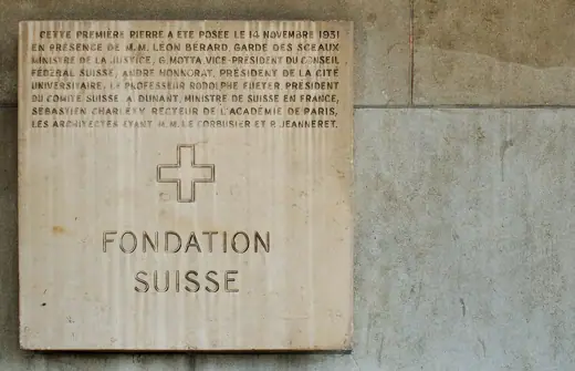 Photo 3: Exterior · Paris - Cité Universitaire