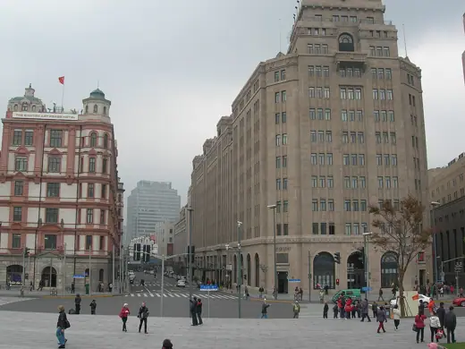 Photo 6: Context · Looking at the intersection of East Zhongshan No