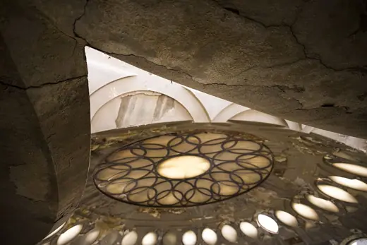 Photo 3: Interior