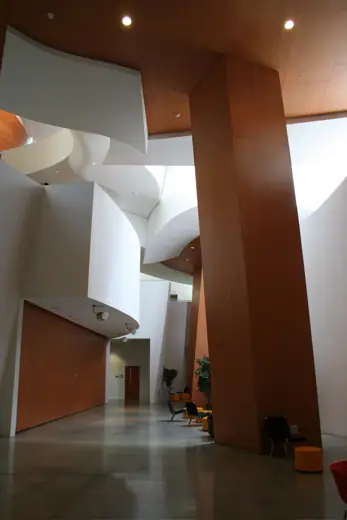 Photo 6: Interior