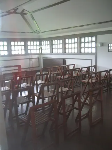 Photo 2: Interior