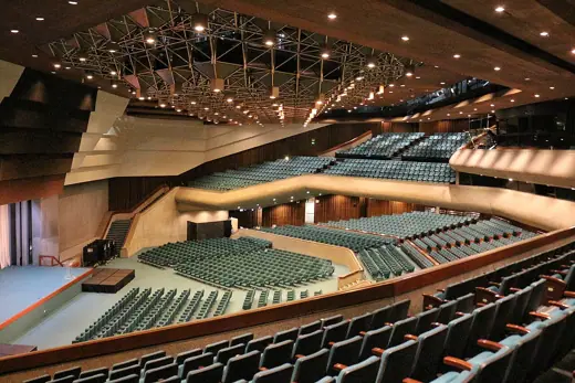 Photo 5: Interior