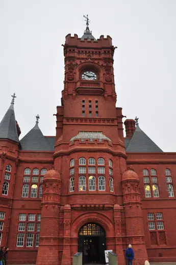 Photo 3: Exterior · Cardiff : Pierhead Building
