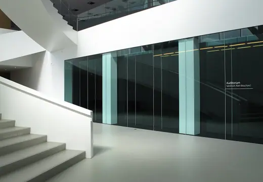 Photo 6: Interior