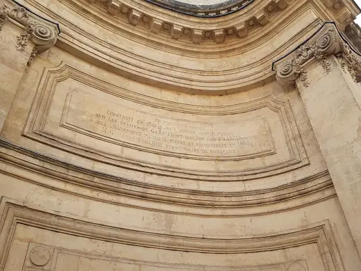 Photo 3: Exterior