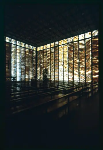 Photo 3: Interior