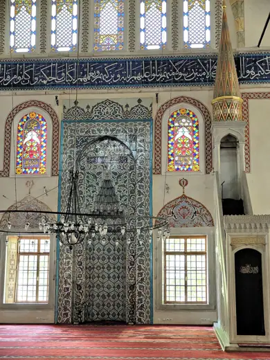 Photo 3: Interior