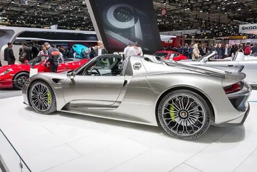 Photo 2: Exterior · Porsche 918 Spyder at Mondial Paris Motor Show 2018
