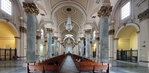 Photo 4: Interior · Primate Cathedral of Bogotá - Bogotá - Colombia