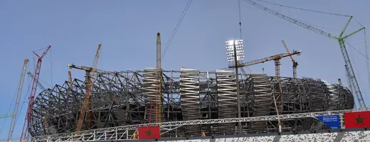 Photo 2: Exterior
