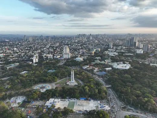 Photo 5: Interior · Quezon City