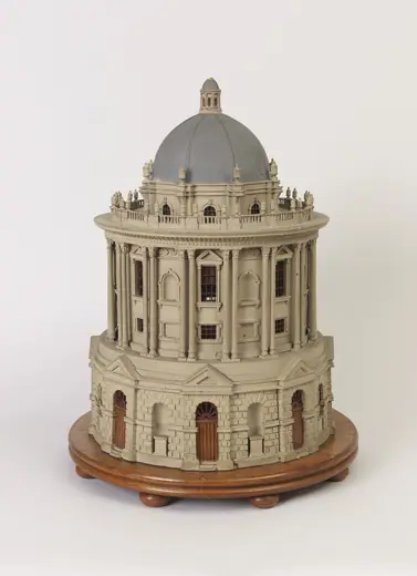 Photo 6: Model