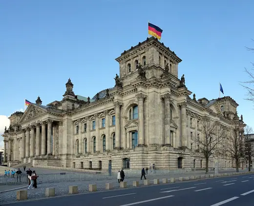 Photo 4: Exterior · Bundestag in Berlin (Germany)