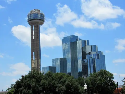 Photo 4: Exterior · The Reunion Tower (left) and the Hyatt Regency Dallas in Dallas,Texas