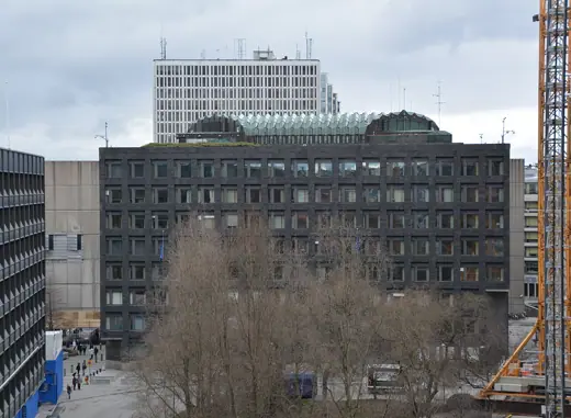 Photo 3: Exterior · Riksbankshuset, fotograferat från byggställning utanför Malmtorgsgatan 6, april 2016