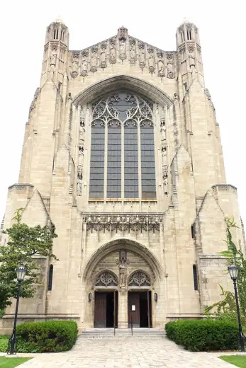 Photo 4: Exterior