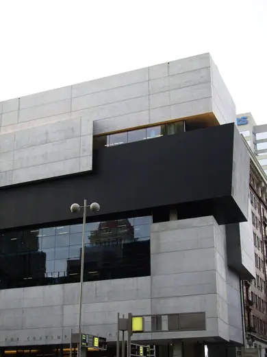 Photo 3: Context · The Contemporary Art Center, Cincinnati OH by: Zaha Hadid
