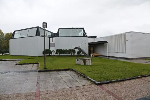 Photo 2: Exterior · Lapin maakuntakirjasto Rovaniemi