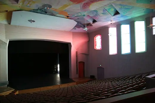 Photo 5: Interior