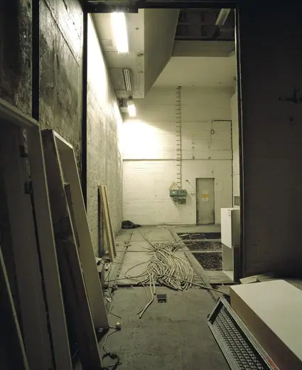 Photo 6: Interior