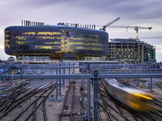 Photo 2: Exterior · SAHMRI health research centre in Adelaide