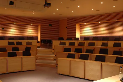 Photo 5: Interior · Said Business School, Oxford: one of the four smaller lecture theatres