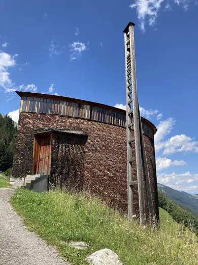 Photo 2: Exterior · Sogn Benedetg, Sumvitg