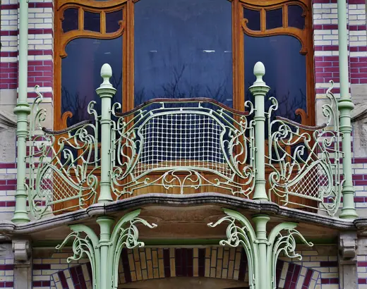 Photo 6: Detail · Window of St
