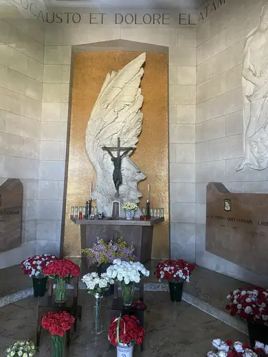Photo 5: Interior · Cappella di Enzo Ferrari nel Cimitero di San Cataldo a Modena