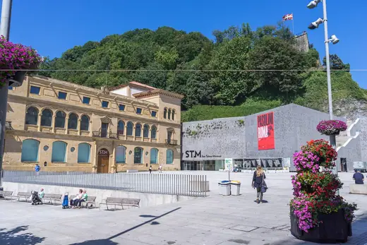 Photo 4: Exterior · San Sebastian - Musée San Telmo