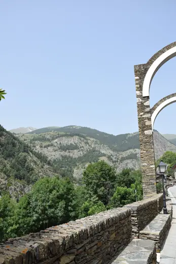 Photo 2: Exterior · Santuari vell de Meritxell
