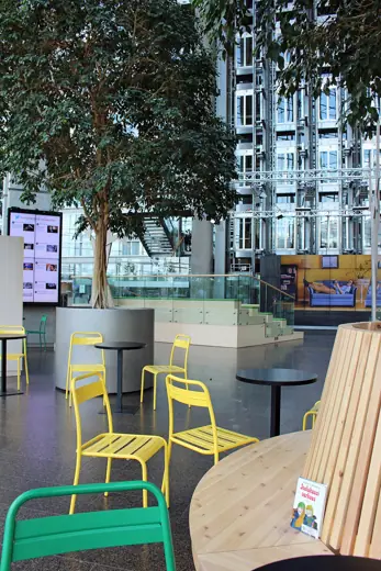 Photo 5: Interior · Sanomatalo - Interior