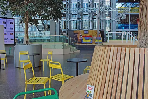 Photo 6: Interior · Sanomatalo - Interior