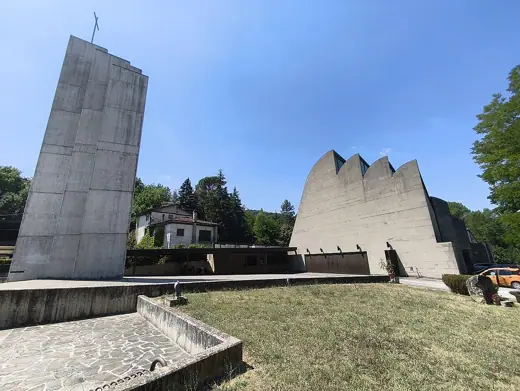 Photo 2: Exterior · chiesa di santa Maria Assunta a Grizzana Morandi, progetto di Alvar Aalto