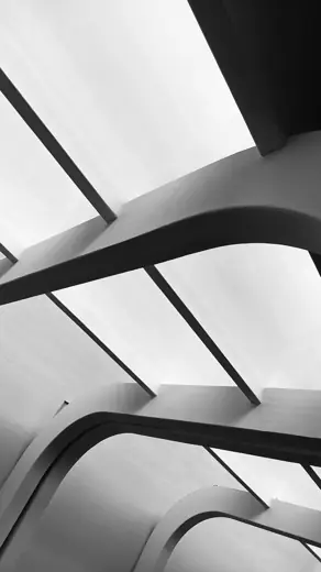 Photo 5: Interior