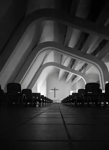 Photo 6: Interior