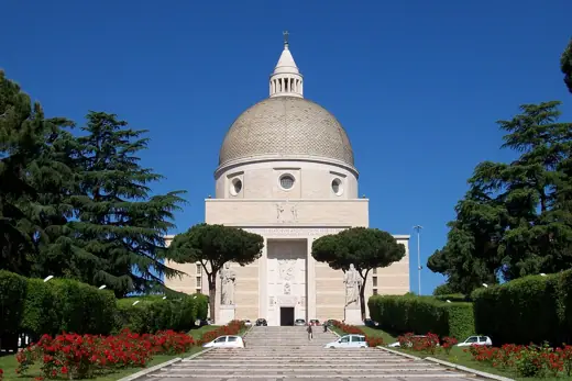 Photo 2: Exterior · Chiesa dei Santi Pietro e Paolo, Roma