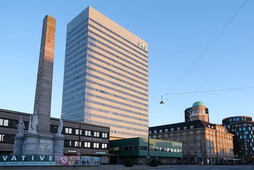 Photo 3: Exterior · SAS Hotel Royal, Copenhagen