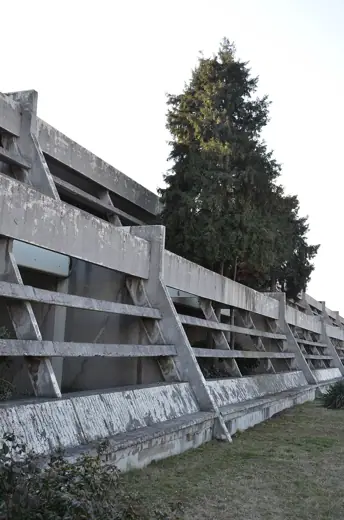 Photo 5: Exterior · Aussenraumaufnahme der Nord-West-Fassade des Kongresszentrums Sava Centar in Belgrad