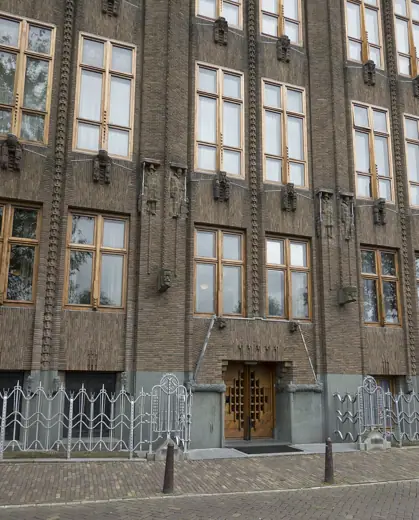 Photo 2: Exterior · Grand Hotel Amrâth, Amsterdam, Holland