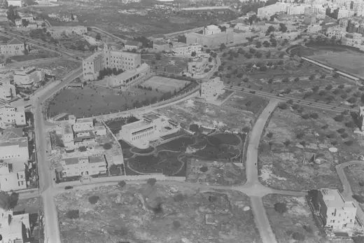 Photo 6: Context · THE SHOCKEN HOUSE AND THE TERRA SANTA COLLEGE IN JERUSALEM FROM THE AIR