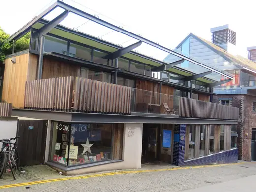 Photo 3: Exterior · Scottish Poetry Library, Edinburgh