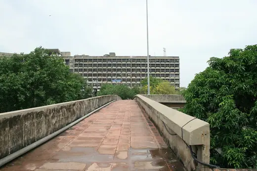 Photo 2: Exterior · Bridge to Secretariat II