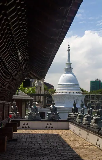 Photo 3: Exterior · Gangaramaya Temple