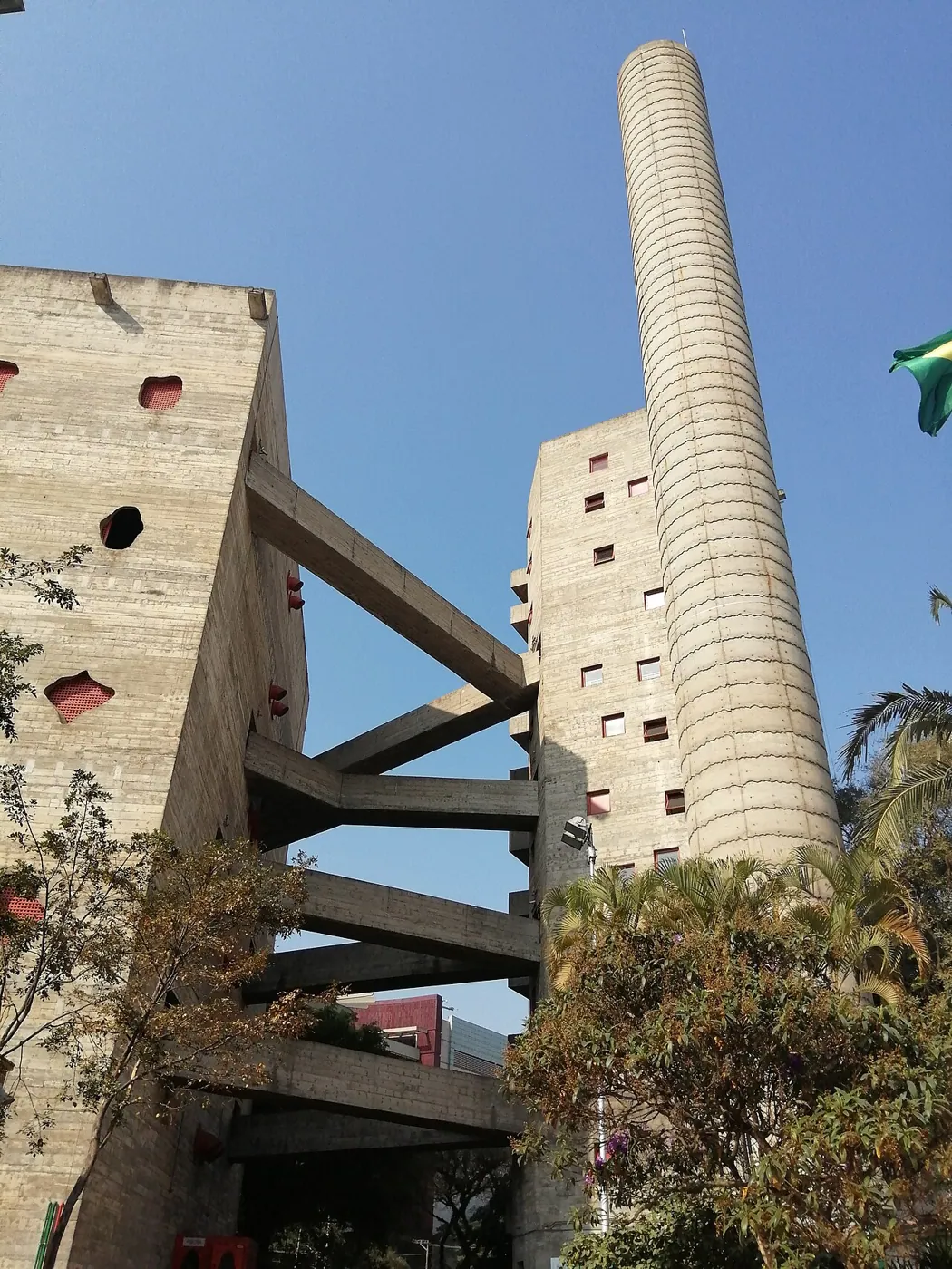 SESC Pompéia: Exterior · centro cultural em São Paulo